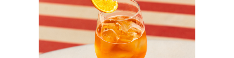 Italian Spritz sans alcool à faire chez soi, rapide, facile, qui remplace l'apérol. 