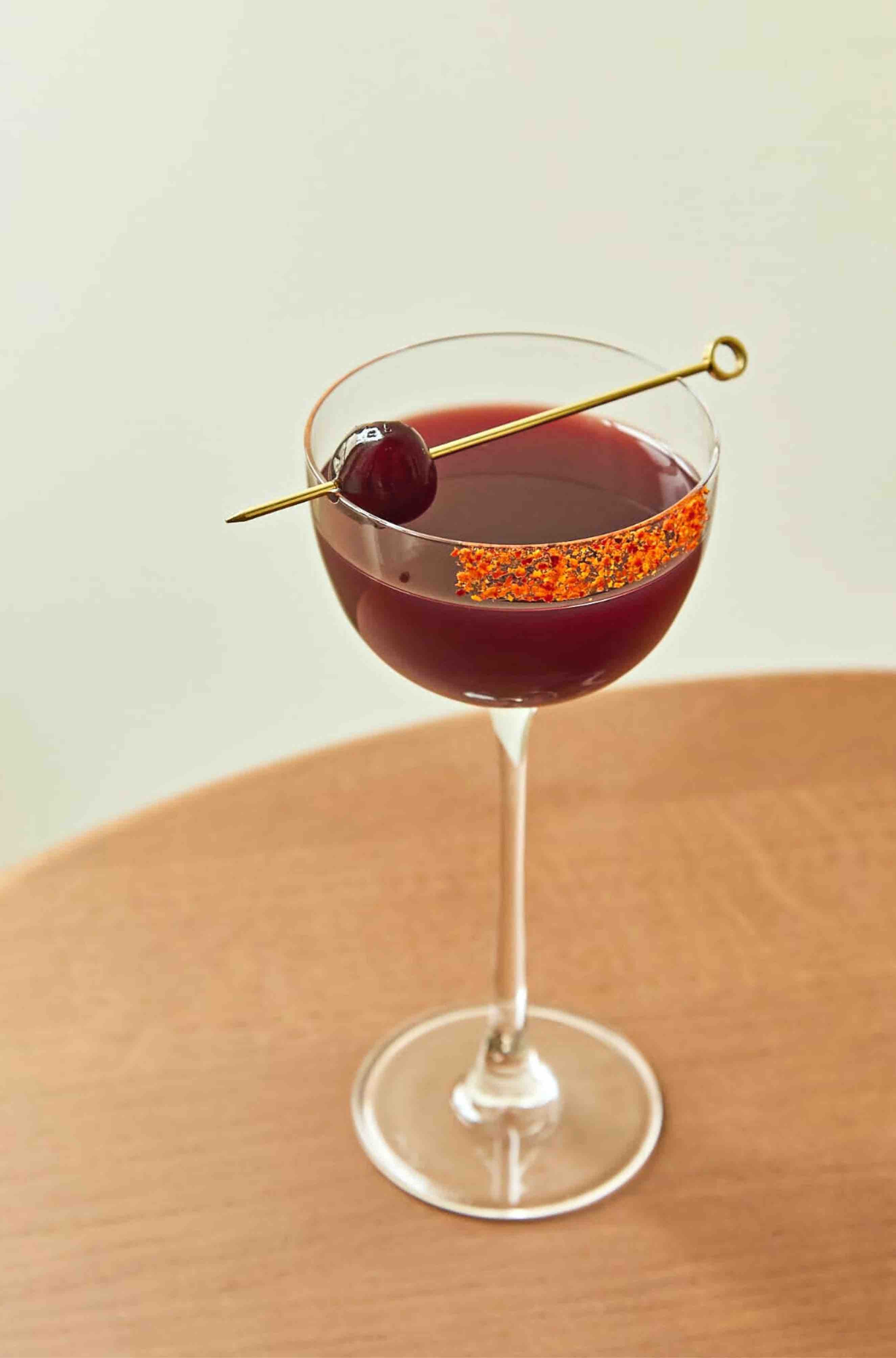 Le mocktail signature de Jérémy Lauilhé, Meilleur Ouvrier de France classe Barman, créé pour l'hôtel Saint-Julien à Biarritz. Un cocktail sans alcool qui respire le Sud Ouest !