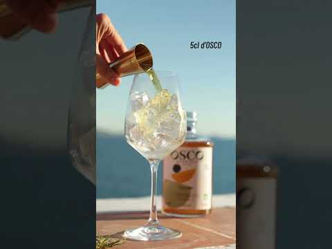Testez le cocktail sans alcool OSCO Tonic, une alliance rafraîchissante et élégante entre OSCO L'Original et le Fever-Tree Premium Indian Tonic Water. 
Des notes subtilement herbacées du Sud avec une longueur en bouche inimitable, parfaites pour profiter de tous les plaisirs d'un apéritif, sans une goutte d’alcool. 